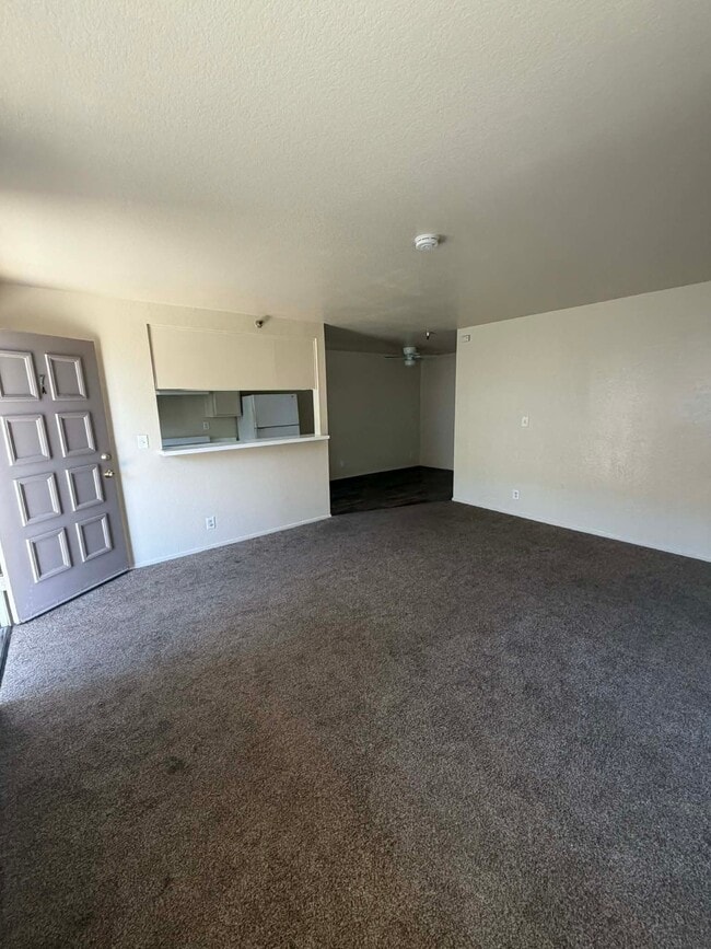 Building Photo - 13606 Cerise Ave