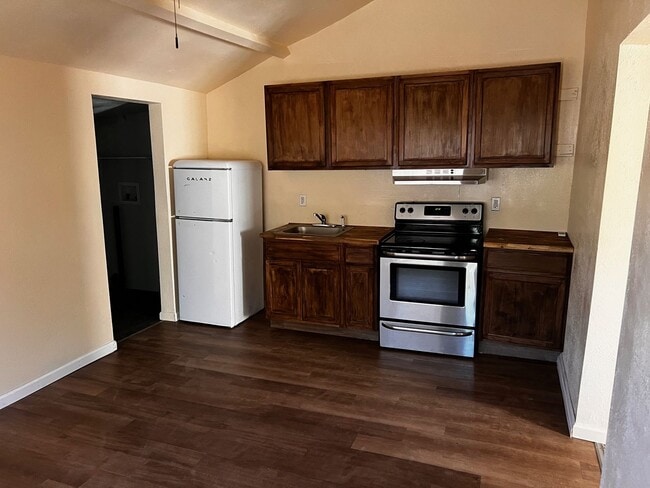 Foto del edificio - Charming Home for Rent