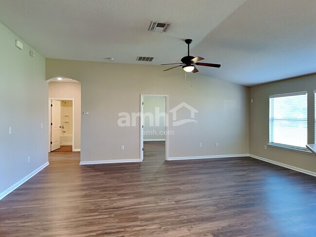 Foto del edificio - 2684 Oak Haven Dr