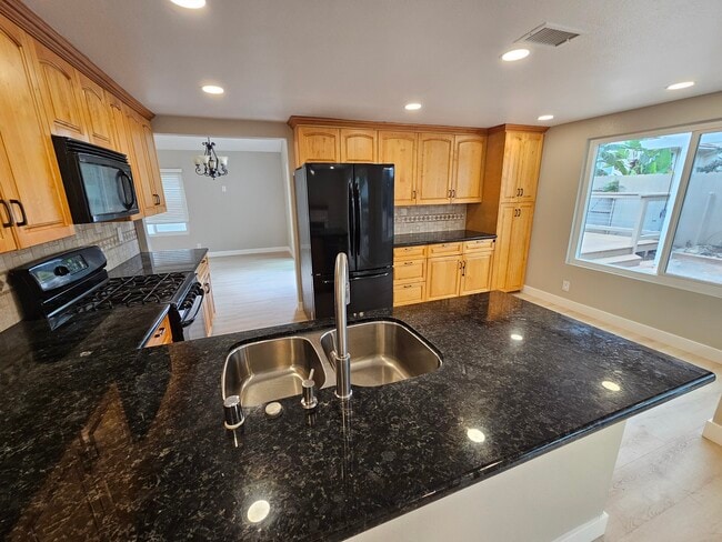 Building Photo - 12566 Salmon River Rd