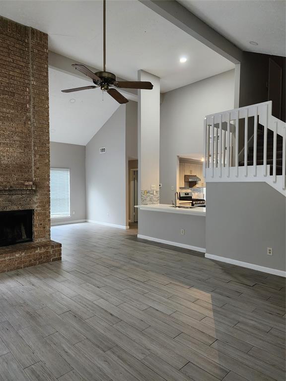 Foto del edificio - 12339 Meadow Briar Dr