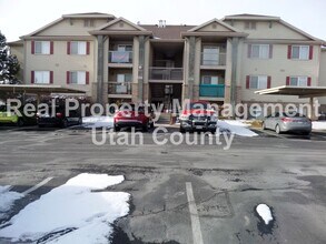 Building Photo - 3397 E Ridge Rte Rd