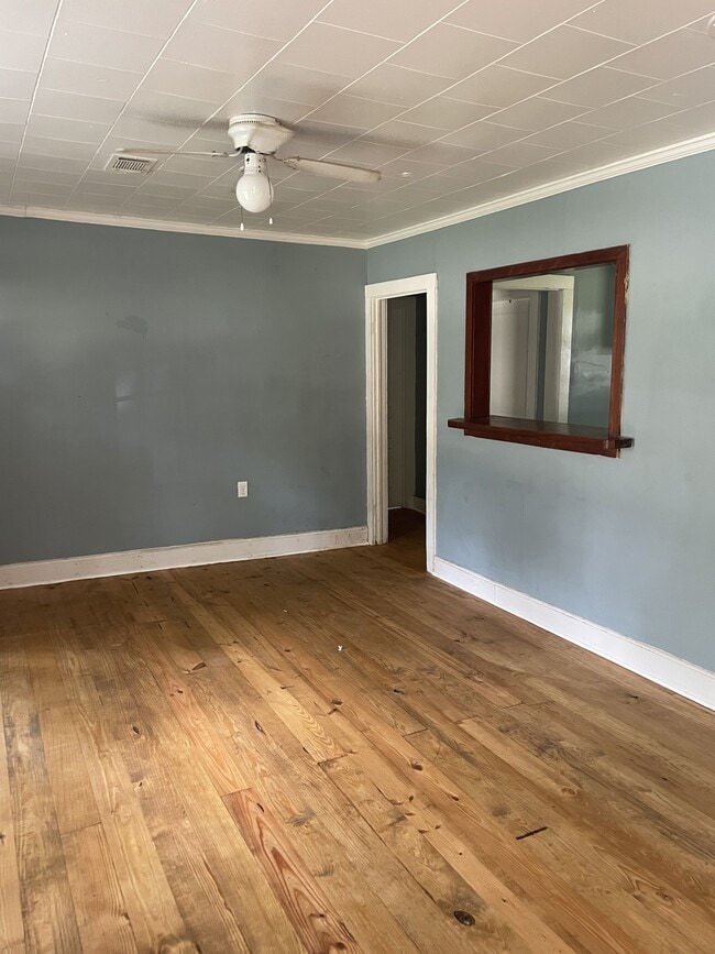 Building Photo - 1518 Boggan Dr