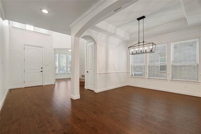 Building Photo - 2850 Sherwood Dr