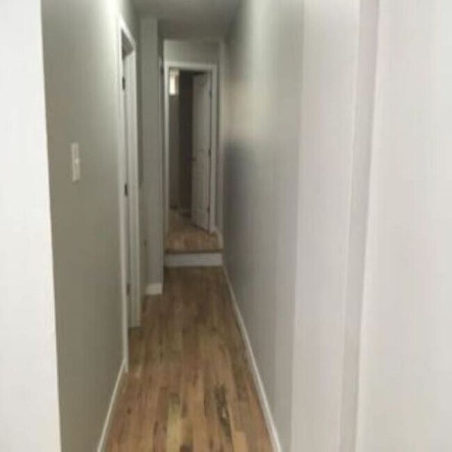 Foto del edificio - 701 E Clearfield St
