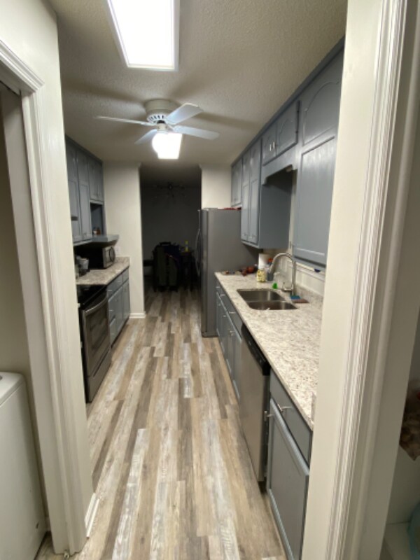 Building Photo - 1118 Tuckawanna Dr