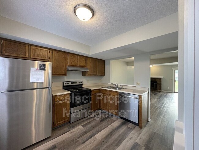 Foto del edificio - 5436 Evard Rd