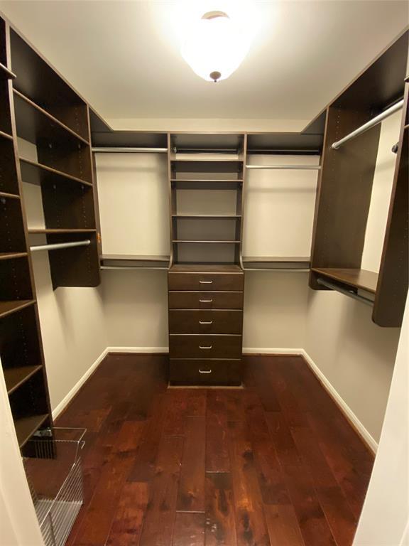 Building Photo - 1475 Bering Dr