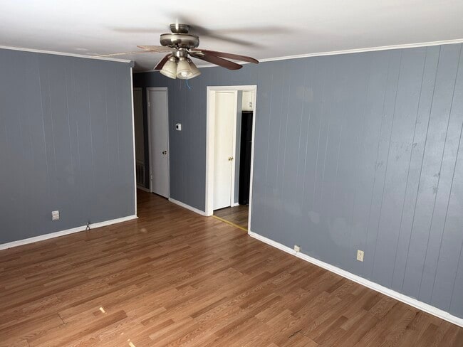 Building Photo - 1209 Cherokee Rd