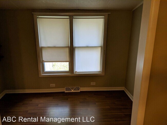 Foto del edificio - 2 br, 1 bath House - 906 7th Ave