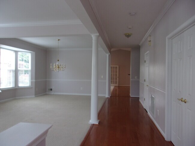 Front Entrance/ Formal Dining Room - 17397 Four Seasons Dr