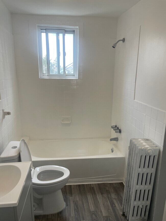 Foto del edificio - 5134 Diamond St