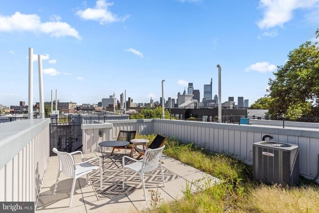 Building Photo - 815 Perkiomen St