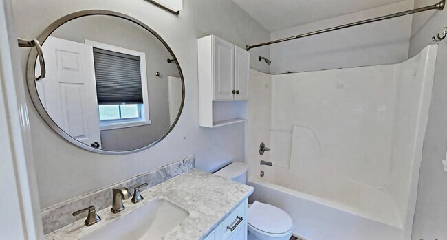 Foto del edificio - 3801 Bluestem Dr