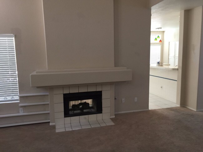 Building Photo - 7525 Lorinda Ave