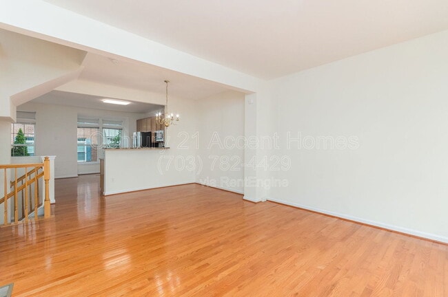 Building Photo - 1030 Harrison Cir