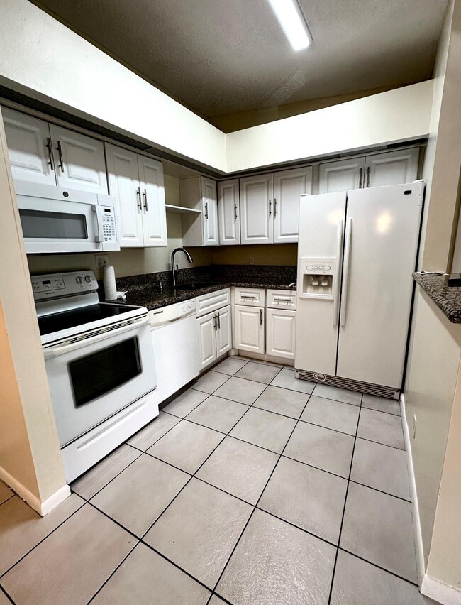 Foto del edificio - 15484 Lakes of Delray Blvd