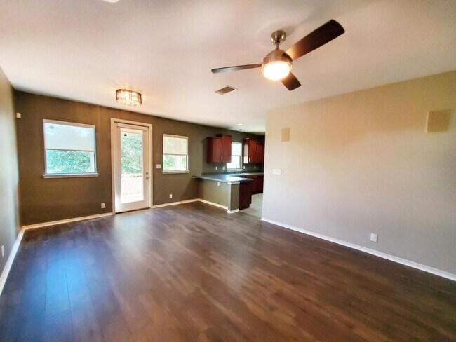 Foto del edificio - 1202 Cresswell Cove
