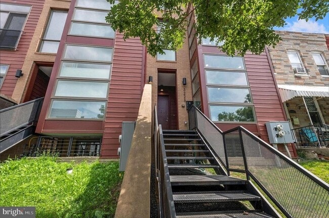 Building Photo - 3225 Sherman Ave NW