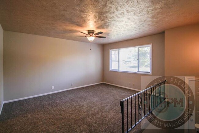 Foto del edificio - Beautiful 4Bd/2Ba Home for Rent