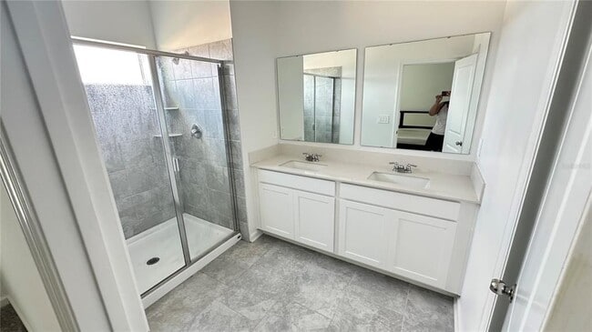 Building Photo - 3255 Laurent Lp