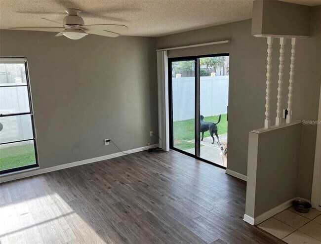 Foto del edificio - 10722 Crowngate Ln