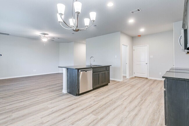 Foto del edificio - Modern Comfort Meets Prime Location – Your...