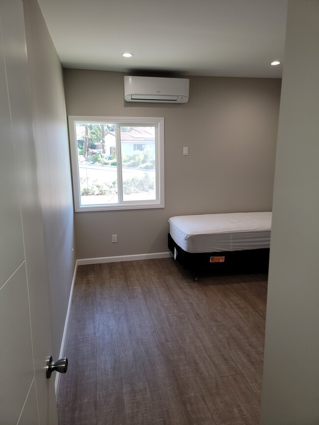 Adu - 12621 McLennan Ave