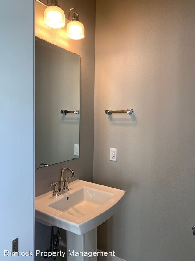 Building Photo - 2 br, 2.5 bath House - 1732 Walter Creek Blvd