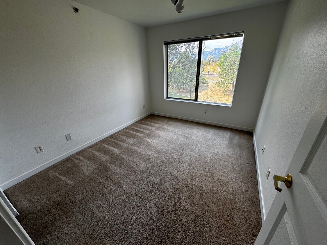 Foto principal - 33 S Boulder Cir