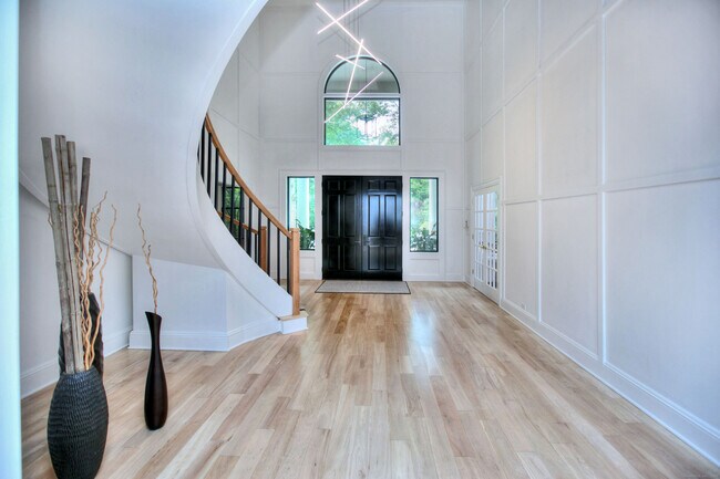 Foto del edificio - 62 Weston Rd