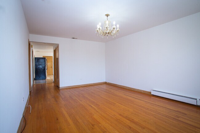 Building Photo - 8729 N Wisner St