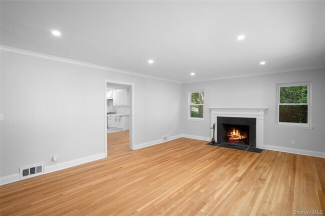 Building Photo - 19 Bonnie Way