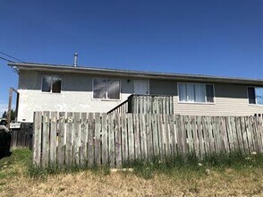 Building Photo - 1478-3001478 Milburn Ave