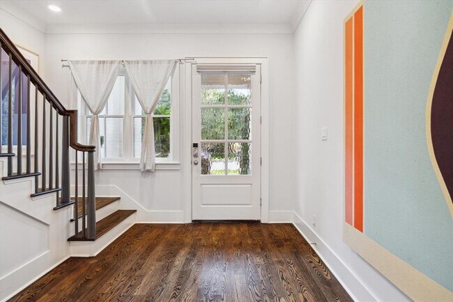 Foto del edificio - 712 E 14th St