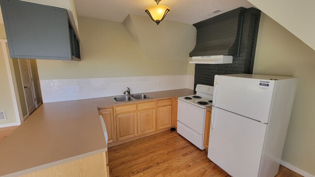 Photo - 1003 S 1st St Apartment