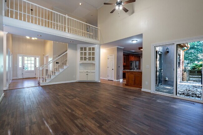 Foto del edificio - 3 Buckingham Ct