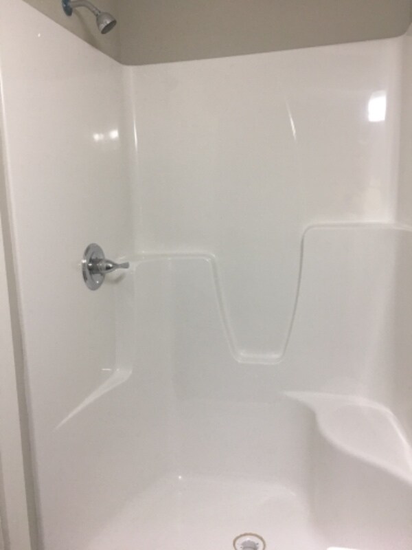 Foto del edificio - 320 E Main St