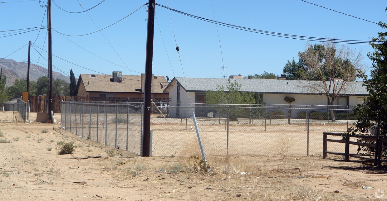 Foto del edificio - 21380 Nisqually Rd