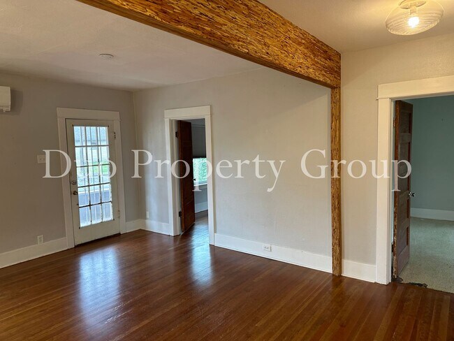 Foto del edificio - Charming Washburne Home