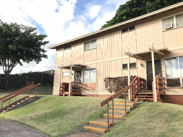 Primary Photo - WAIAU GARDENS KAI 3/1.5/2 end unit, W/D, l...