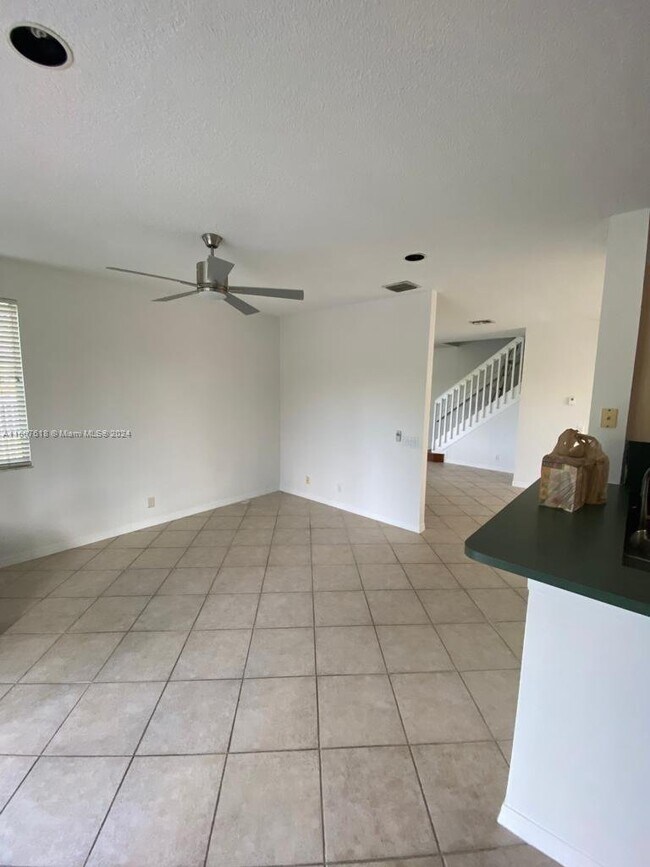 Building Photo - 1498 Zenith Way, Weston, FL 33327 - 4 BR 2...