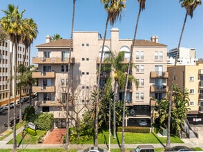 Building Photo - Catalina Apartments