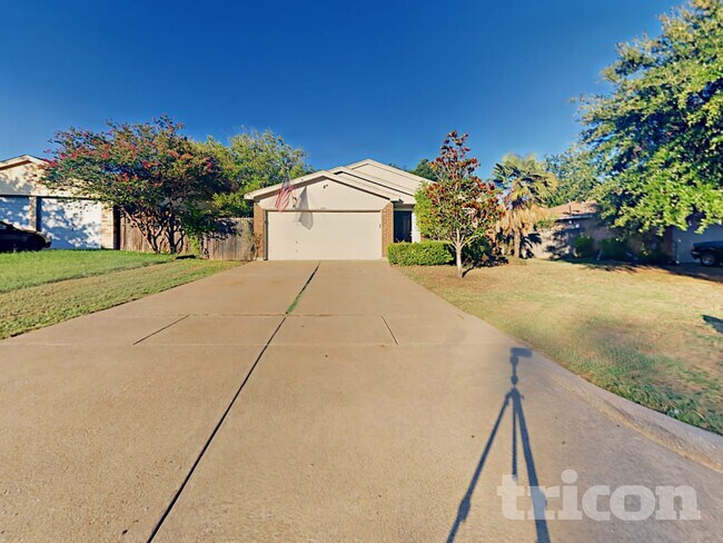Foto del edificio - 609 S Walnut Creek Dr