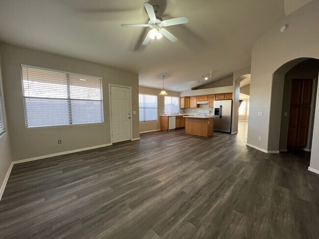Foto del edificio - Mesquite Canyon Cul-De-Sac Home