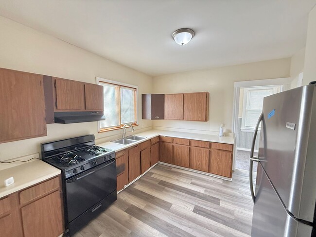 Foto del edificio - 4/2 Single Family Home | Hardwood Floors |...