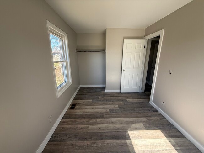 Building Photo - 317 Funston Ave