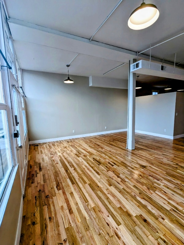 Building Photo - 4301 Yates St