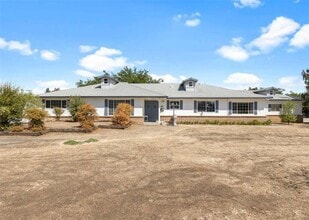 Building Photo - 12580 Heather Ln