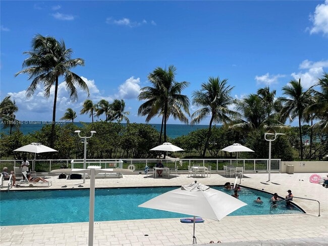 Building Photo - 10185 Collins Ave
